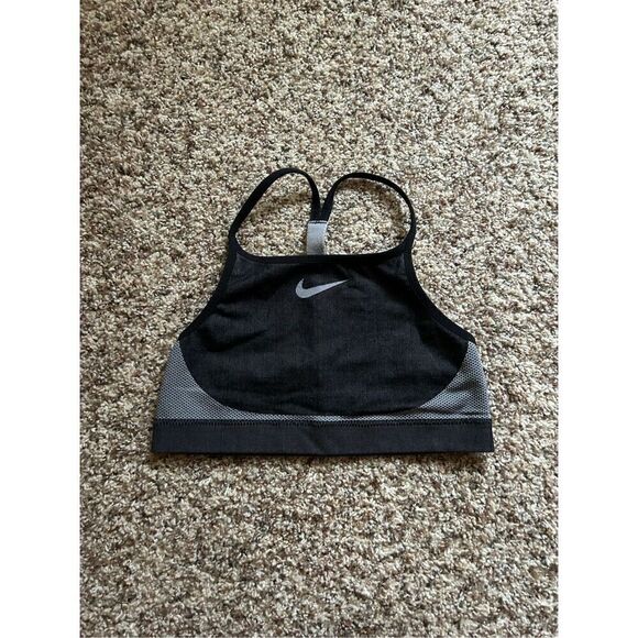 Girl’s Nike Sports Bra Size X-Large - Picture 1 of 5
